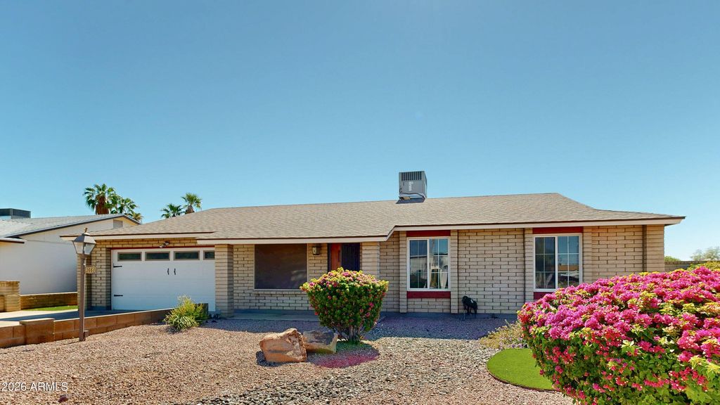 3661 W CAMPO BELLO Drive, Glendale, AZ 85308 — photo 2