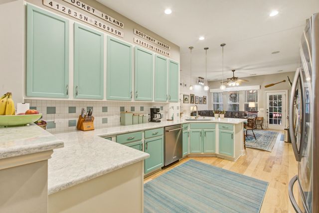 4006 Crown Pointe Street, Charleston, SC 29492