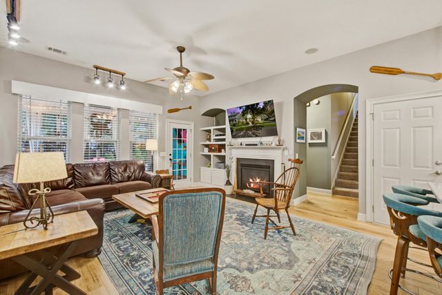 4006 Crown Pointe Street, Charleston, SC 29492