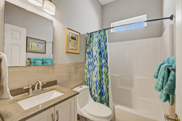 4006 Crown Pointe Street, Charleston, SC 29492