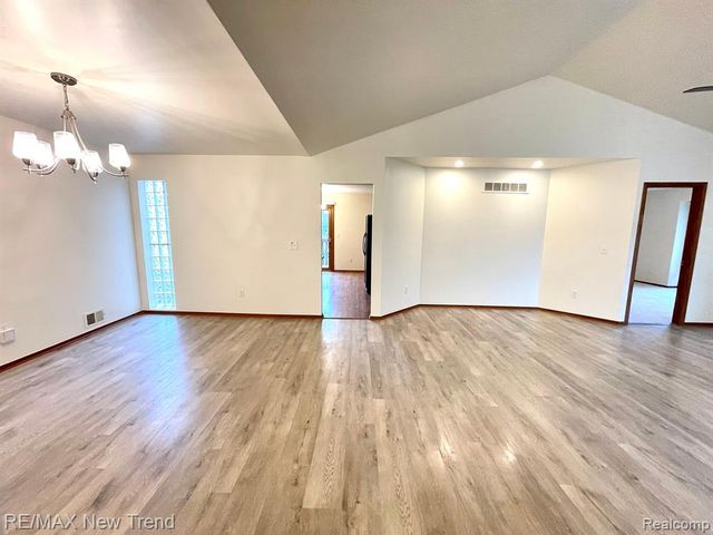 29583 Sierra Pointe Circle, Farmington Hills, MI 48331