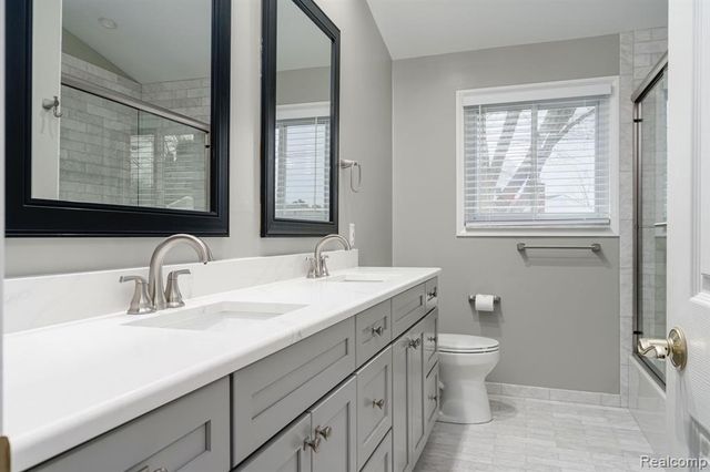 37374 Catherine Marie Drive, Sterling Heights, MI 48312