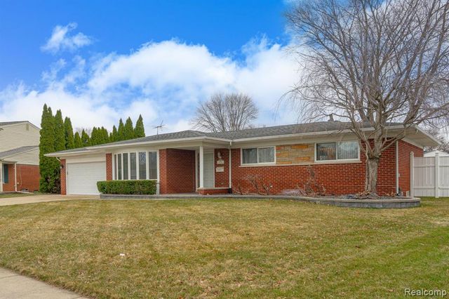 37374 Catherine Marie Drive, Sterling Heights, MI 48312
