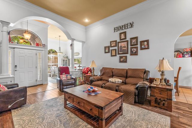 1695 Gardenia, Conway, AR 72034