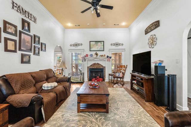 1695 Gardenia, Conway, AR 72034