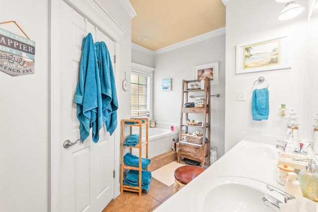 1695 Gardenia, Conway, AR 72034