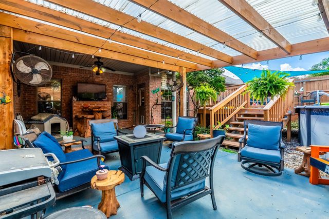 1695 Gardenia, Conway, AR 72034