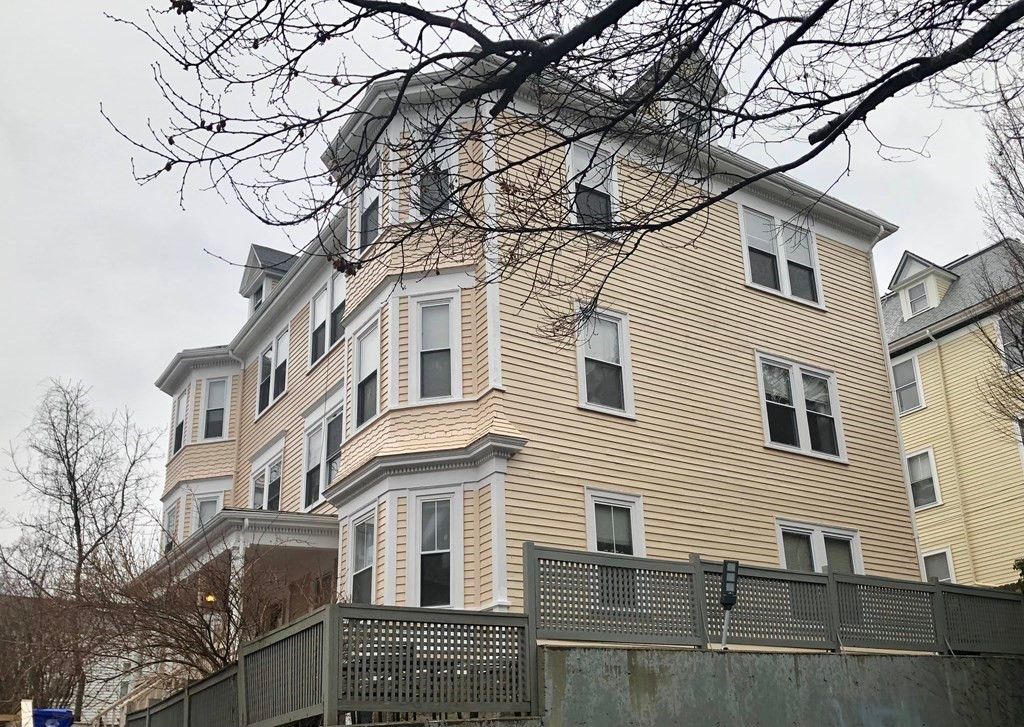 68 Boylston Street 4, Brookline, MA 02445