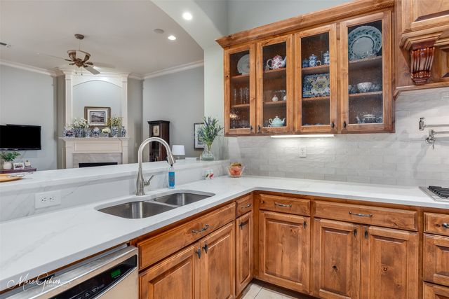 108 Vieux Carre, Bossier City, LA 71111