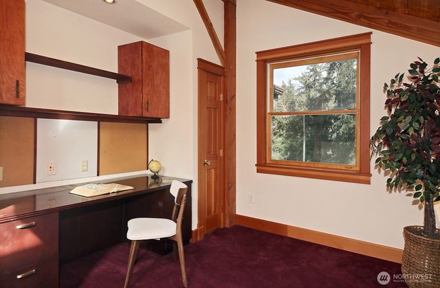 2970 Smugglers Cove Road, Greenbank, WA 98253