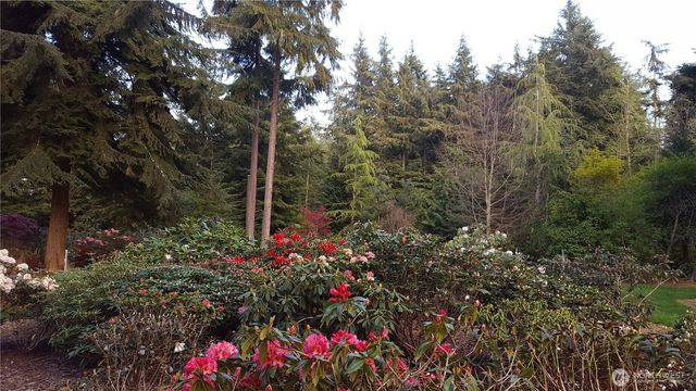 2970 Smugglers Cove Road, Greenbank, WA 98253