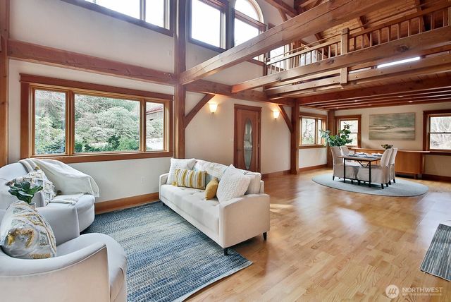 2970 Smugglers Cove Road, Greenbank, WA 98253