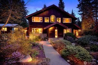 2970 Smugglers Cove Road, Greenbank, WA 98253