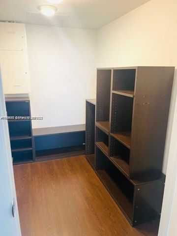 10275 Collins Ave 327, Bal Harbour, FL 33154