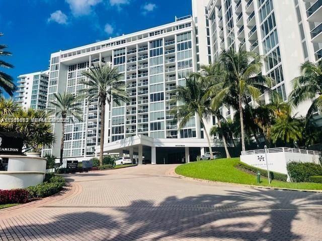 10275 Collins Ave 327, Bal Harbour, FL 33154