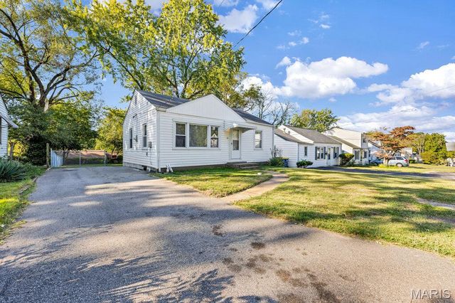 78 Reasor Drive, Calverton Park, MO 63135
