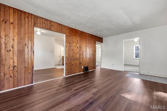 78 Reasor Drive, Calverton Park, MO 63135