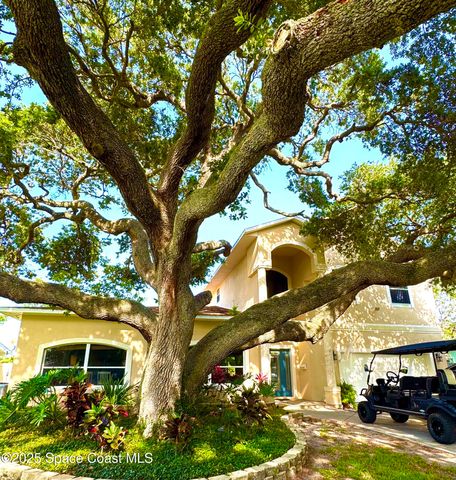 52 Riverview Lane, Cocoa Beach, FL 32931