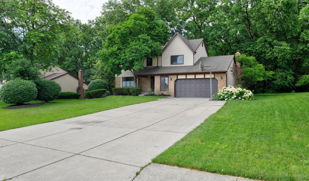 10010 Oxford Drive, Pickerington, OH 43147