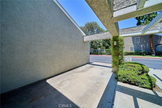 380 Deerfield, Irvine, CA 92606