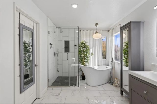 1455 Avila, Perris, CA 92571