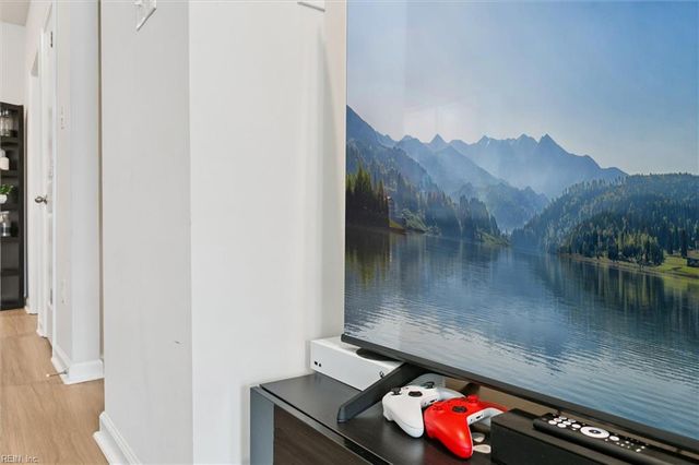 1527 Auckland CT, Newport News, VA 23608