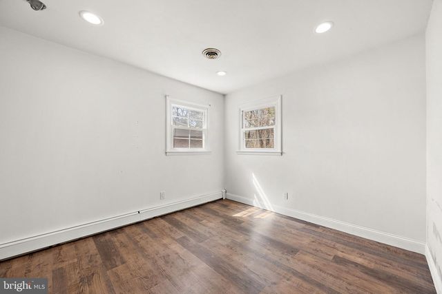 930 QUAIL LN, Newark, DE 19711