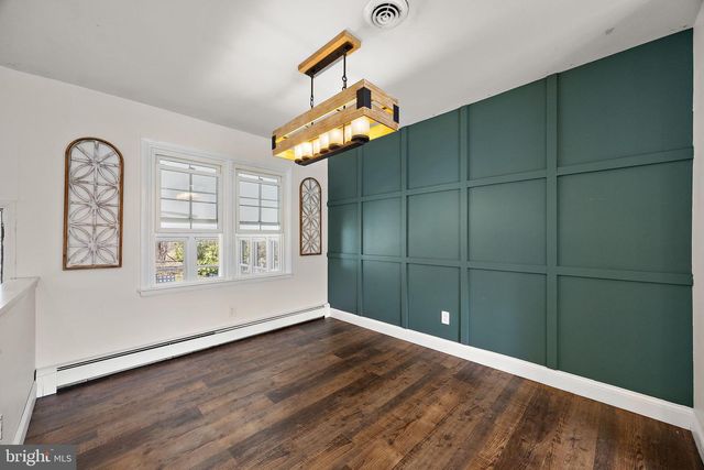 930 QUAIL LN, Newark, DE 19711