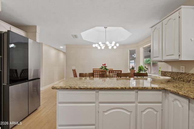 936 S LINDA Circle, Mesa, AZ 85204
