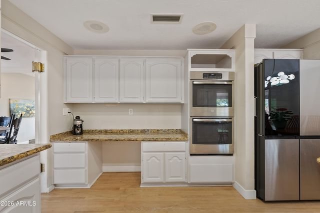 936 S LINDA Circle, Mesa, AZ 85204