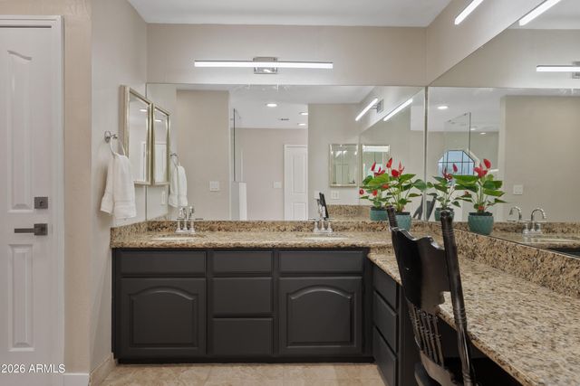 936 S LINDA Circle, Mesa, AZ 85204