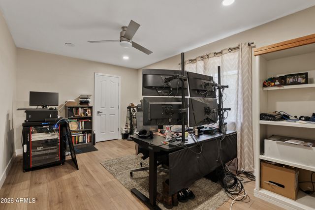 936 S LINDA Circle, Mesa, AZ 85204