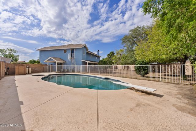936 S LINDA Circle, Mesa, AZ 85204