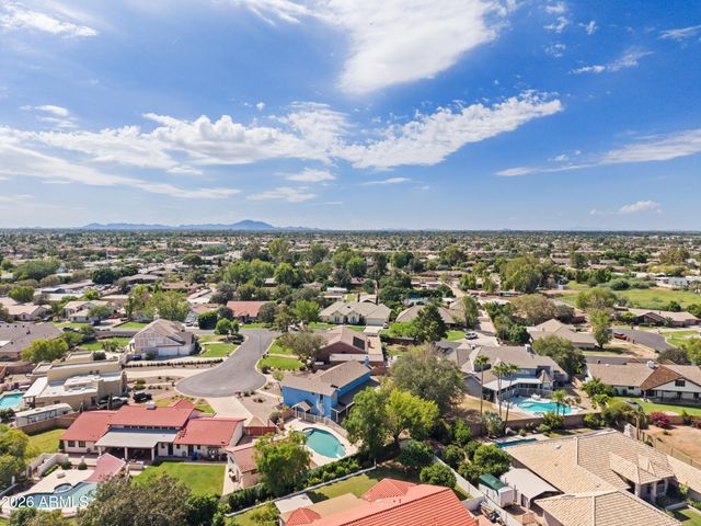 936 S LINDA Circle, Mesa, AZ 85204