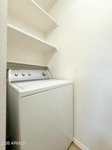 1880 E MORTEN Avenue 202, Phoenix, AZ 85020