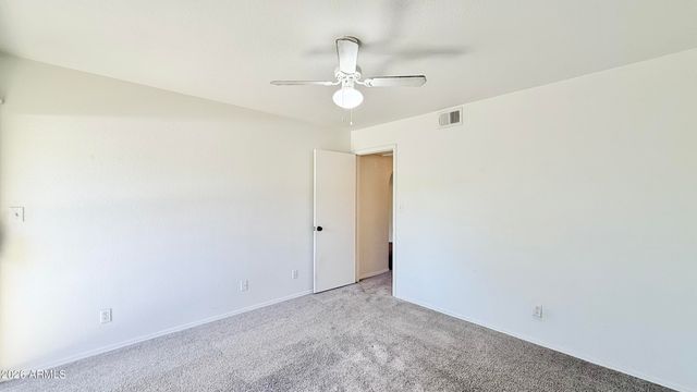 1880 E MORTEN Avenue 202, Phoenix, AZ 85020