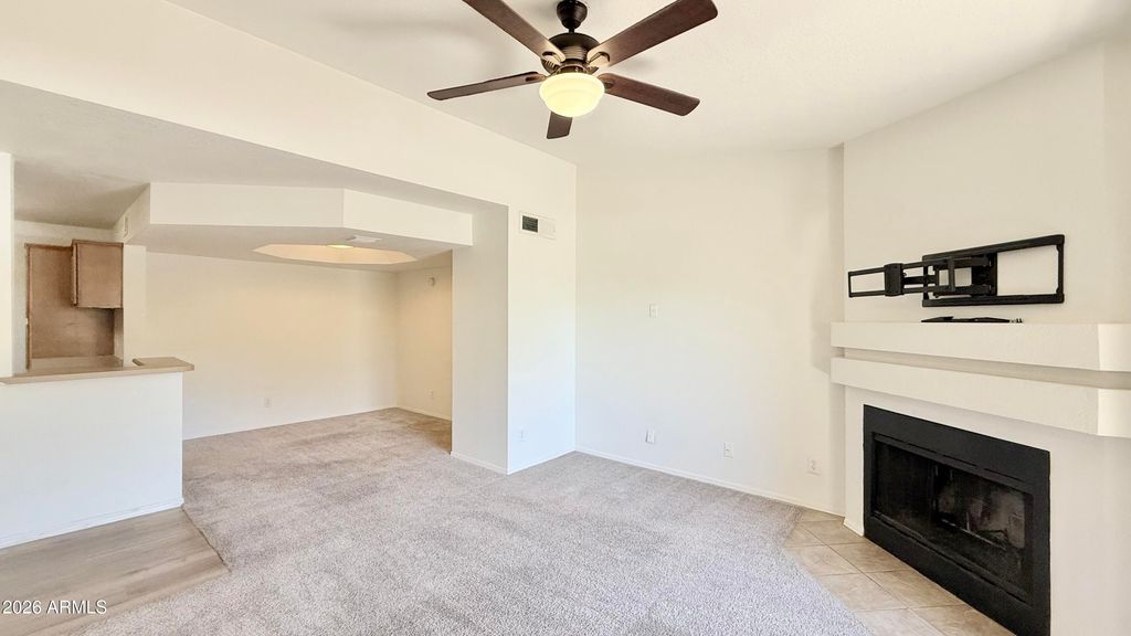 1880 E MORTEN Avenue 202, Phoenix, AZ 85020 — photo 3