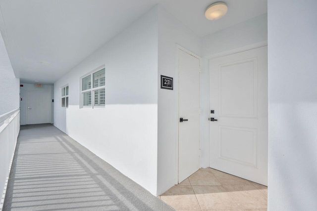 3310 S Ocean Boulevard 231-D, Highland Beach, FL 33487