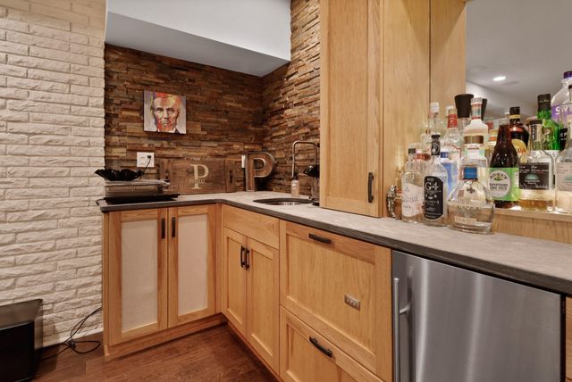 66 Ski Hill Road, Ogden Dunes, IN 46368