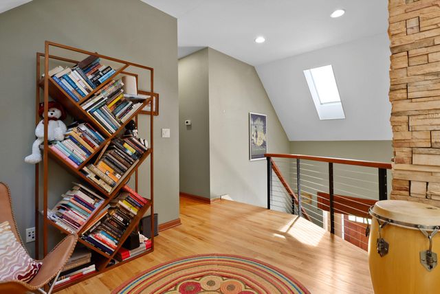 66 Ski Hill Road, Ogden Dunes, IN 46368