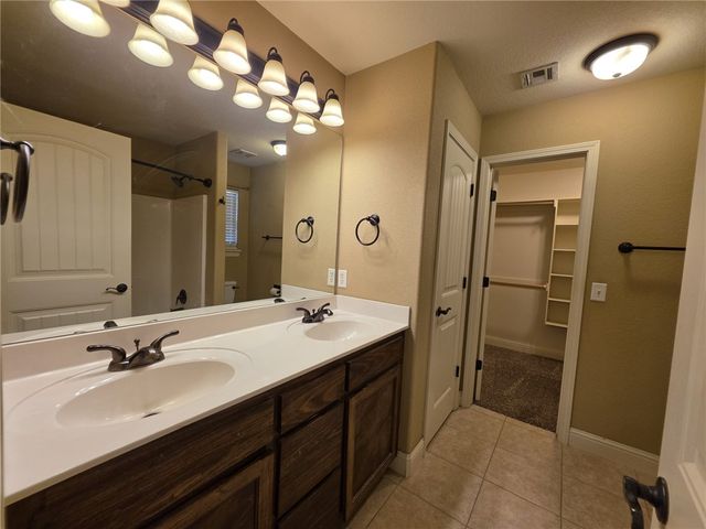 16 Sullivan Drive, Bella Vista, AR 72714