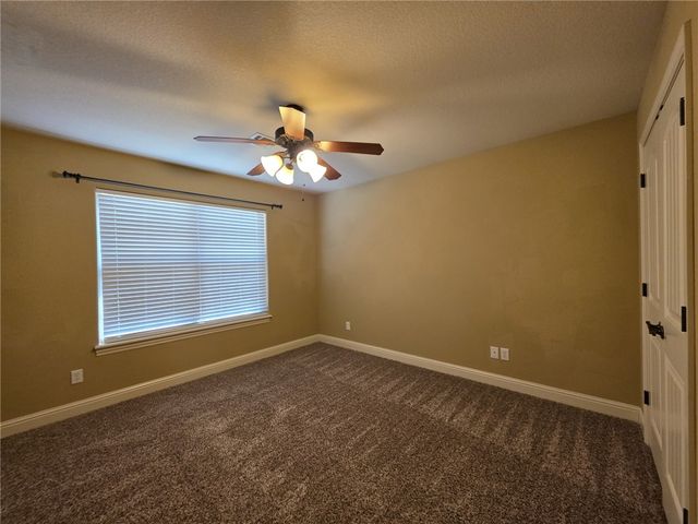 16 Sullivan Drive, Bella Vista, AR 72714