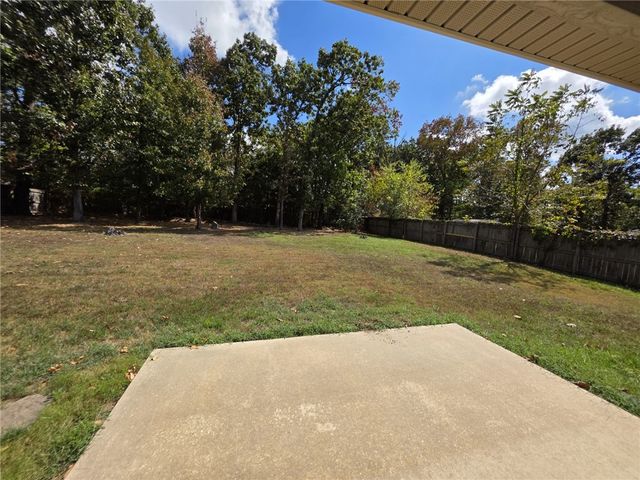 16 Sullivan Drive, Bella Vista, AR 72714
