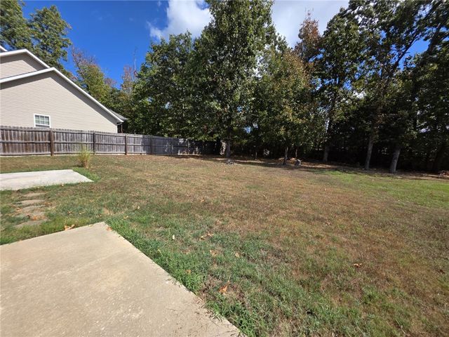 16 Sullivan Drive, Bella Vista, AR 72714