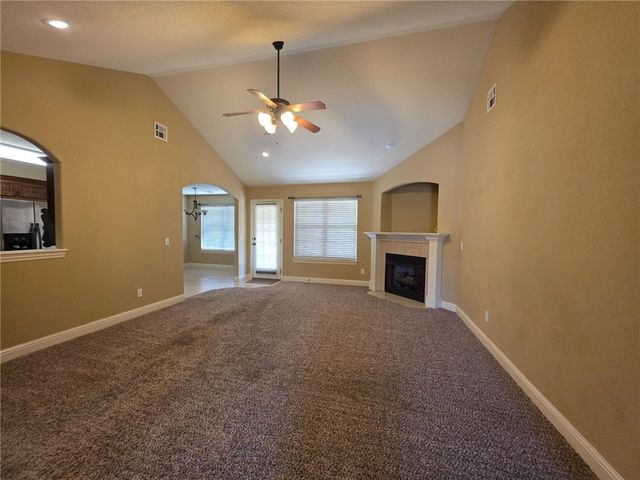 16 Sullivan Drive, Bella Vista, AR 72714