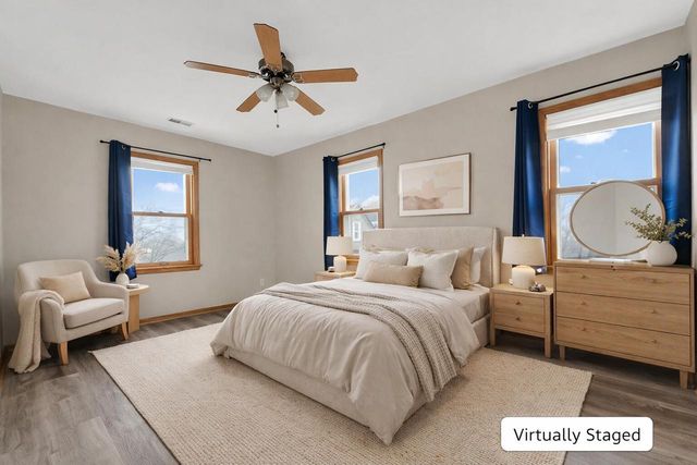 1712 E Saveland AVENUE, Milwaukee, WI 53207