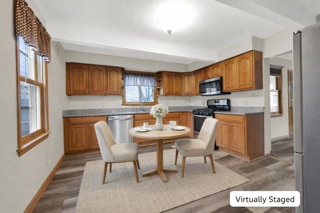 1712 E Saveland AVENUE, Milwaukee, WI 53207