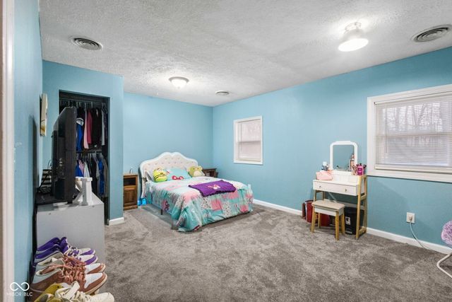 1446 W State Highway 46, Spencer, IN 47460