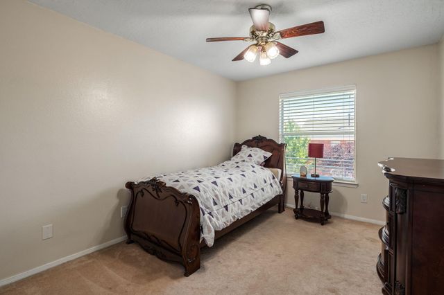 8600 Hampton Avenue NE, Albuquerque, NM 87122