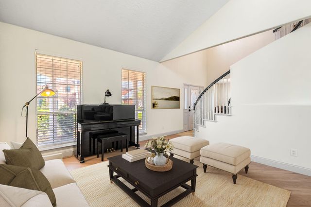 8600 Hampton Avenue NE, Albuquerque, NM 87122